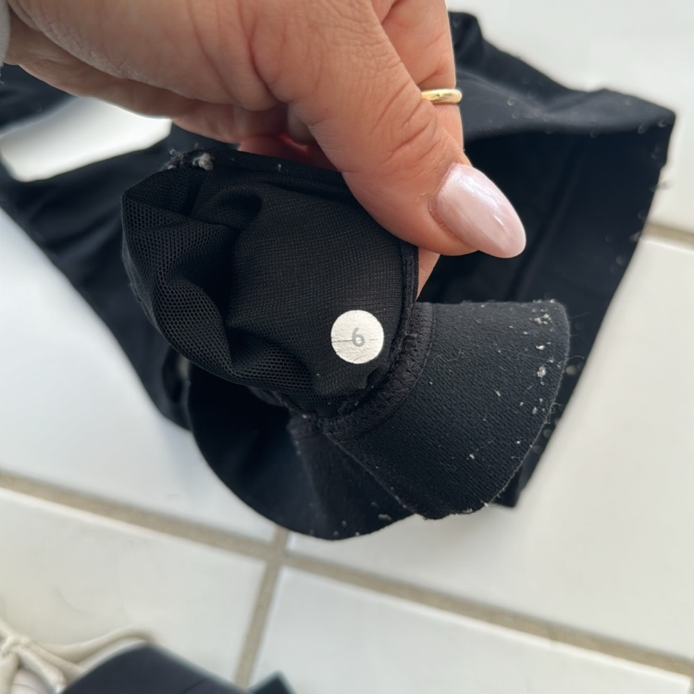 Lululemon Racerback Sportsbra - Picture 3 of 3